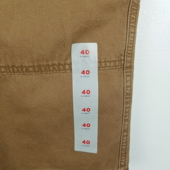 Old Navy #792961 Brown/Dark Khaki Lived-In Straight Shorts NWT size 40 - Picture 7 of 9